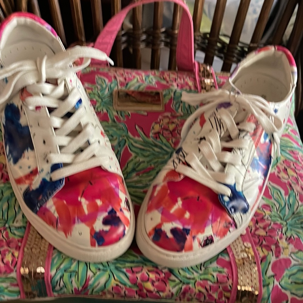 Kenneth Cole size 8.5 sneakers multi colored ready to sell pre-owned. Feels good - Picture 1 of 9